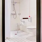 Intercityhotel 4*