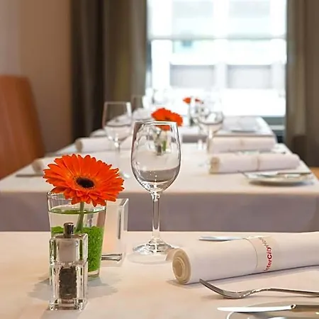 Hotel Intercityhotel 4*