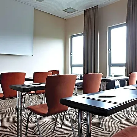 Hotel Intercityhotel 4*